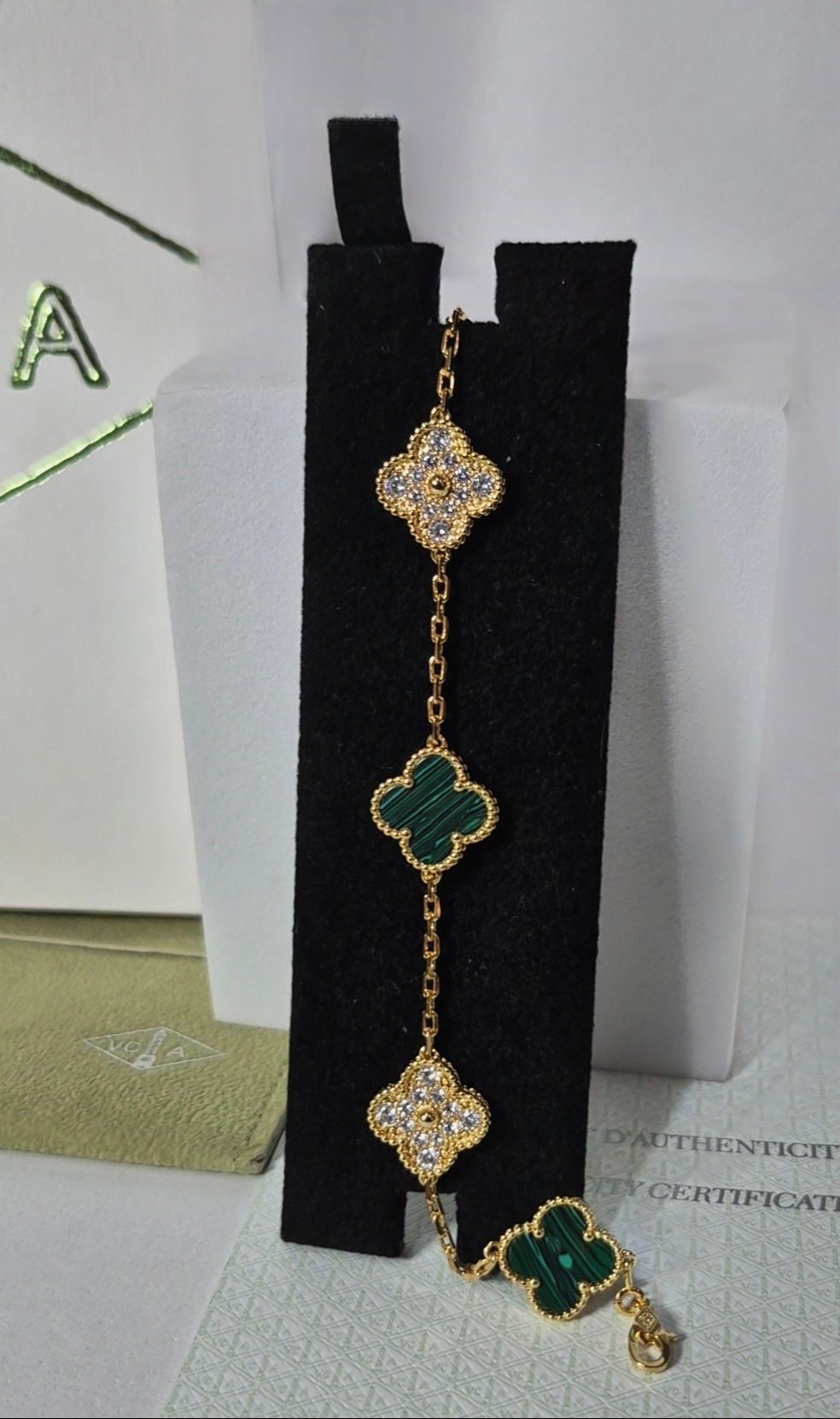 Vca bracelet